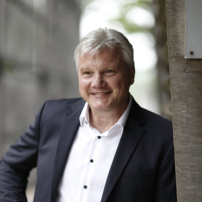 Ansprechpartner Dirk neu 1